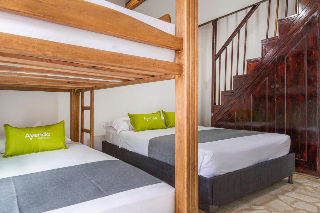 Hotel Boutique Laureles Home - Ayenda 1258 (Adults Only) Medellín Exteriér fotografie