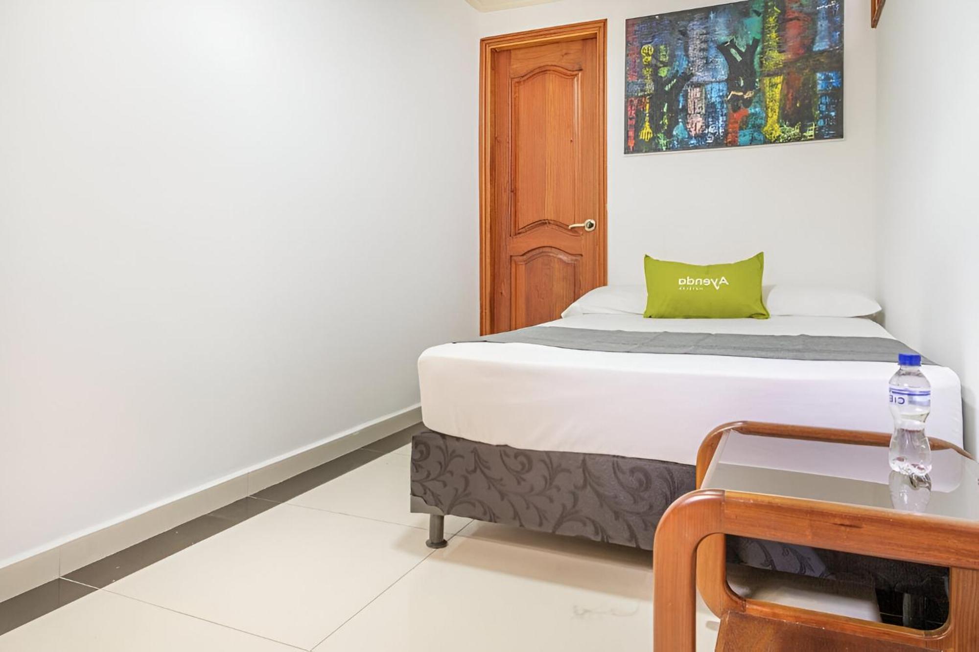 Hotel Boutique Laureles Home - Ayenda 1258 (Adults Only) Medellín Exteriér fotografie